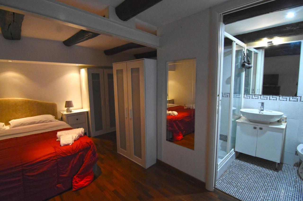 Casa Mya Apartment เนเปิลส์ ภายนอก รูปภาพ